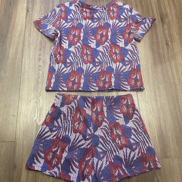 Brand new, Zara 2 piece set. floral design, size s - Picture 1 of 7
